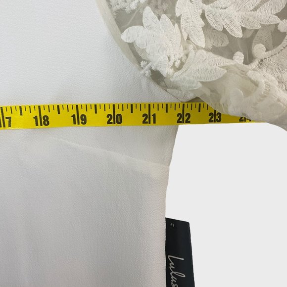 Lulu's Lisa Marie White Embroidered Top Women's Size XL White Lace Crochet New - Picture 13 of 14